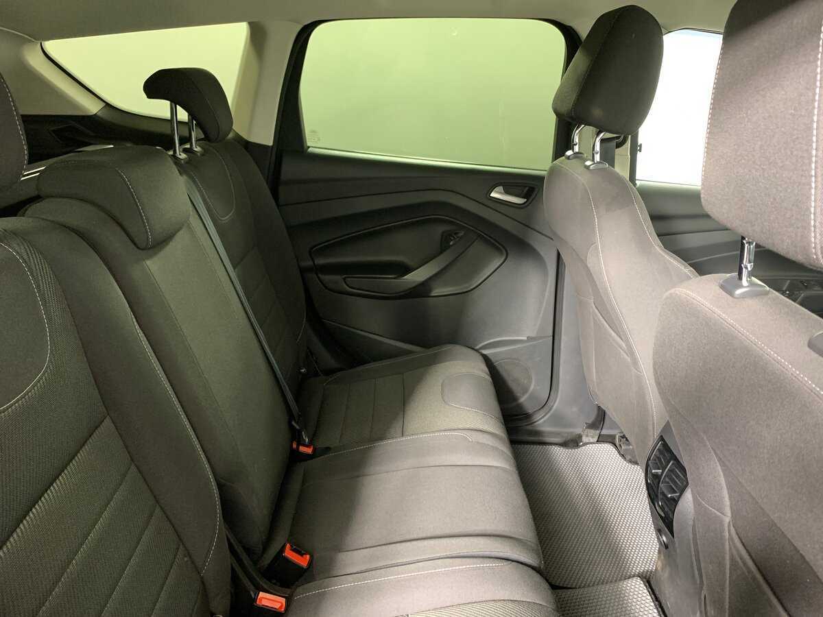 Ford Kuga, 2015 Фото №17