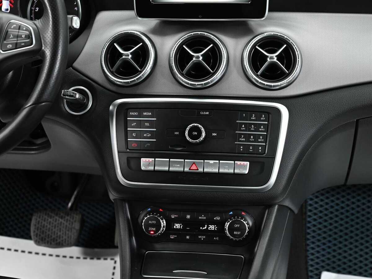 Mercedes-Benz CLA 200, 2017 Фото №14