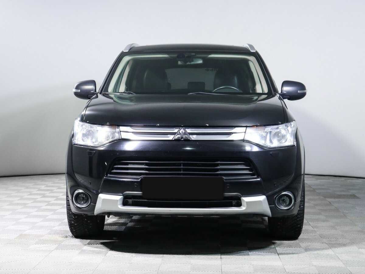 Mitsubishi Outlander, 2014 - 67 349 км. | Фото №2