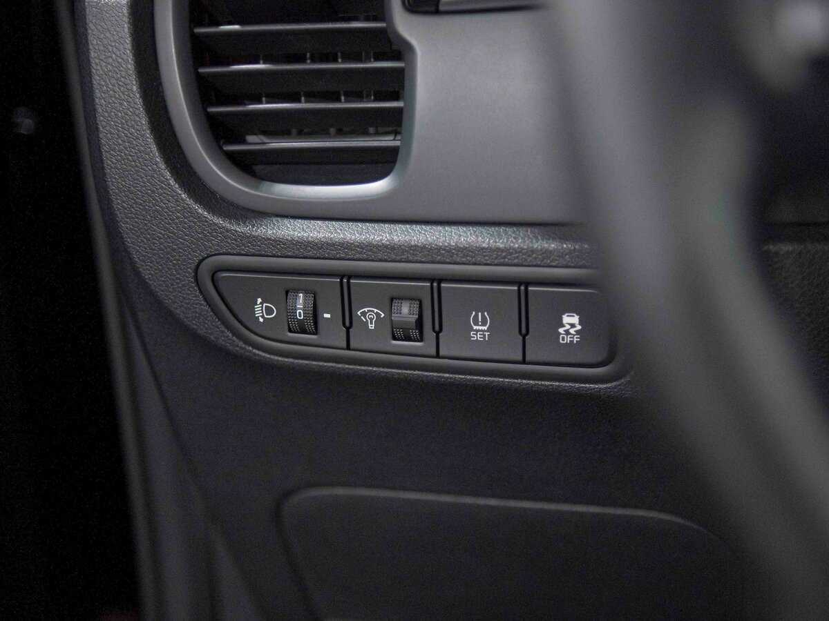 Kia Rio, 2018 Фото №14