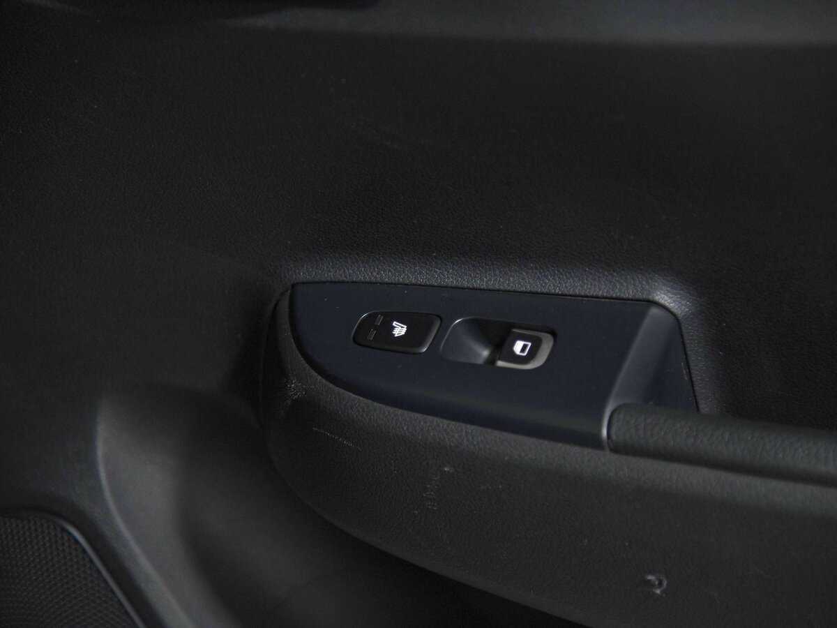 Kia Rio, 2018 Фото №17