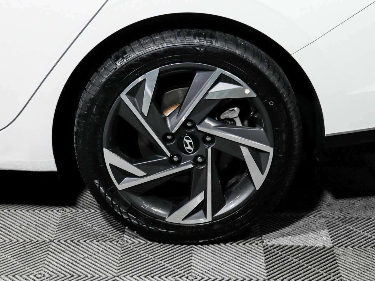 Hyundai Elantra, 2023 Фото №15