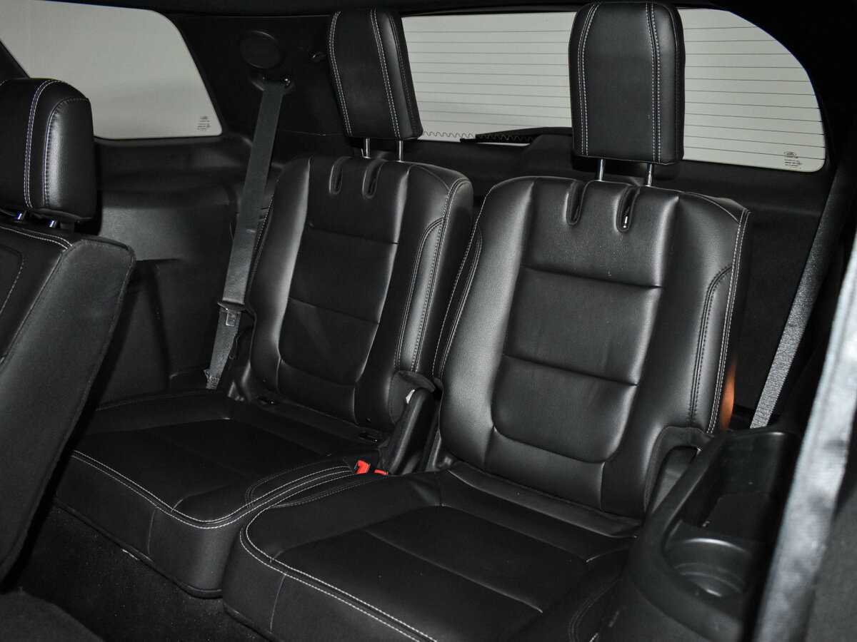 Ford Explorer, 2018 Фото №16