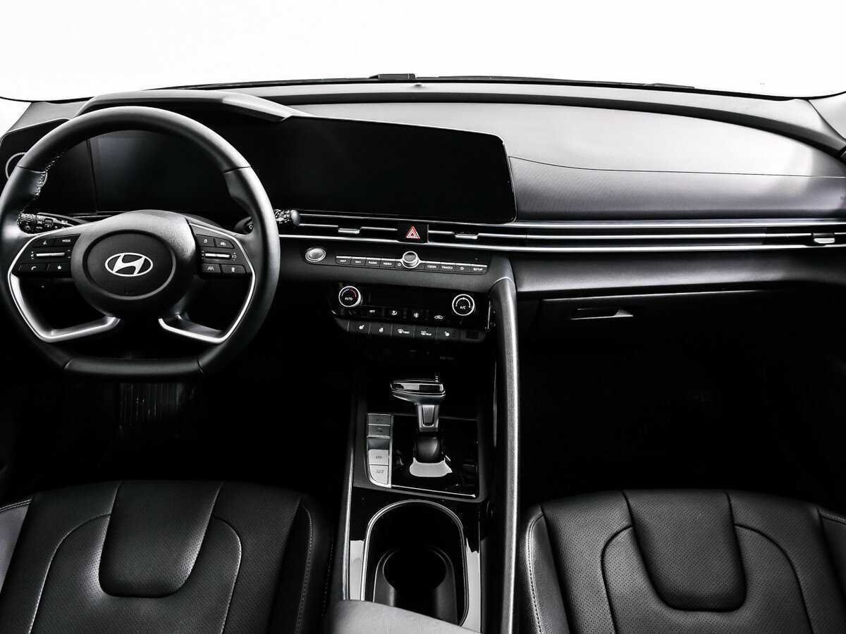 Hyundai Elantra, 2024 Фото №11