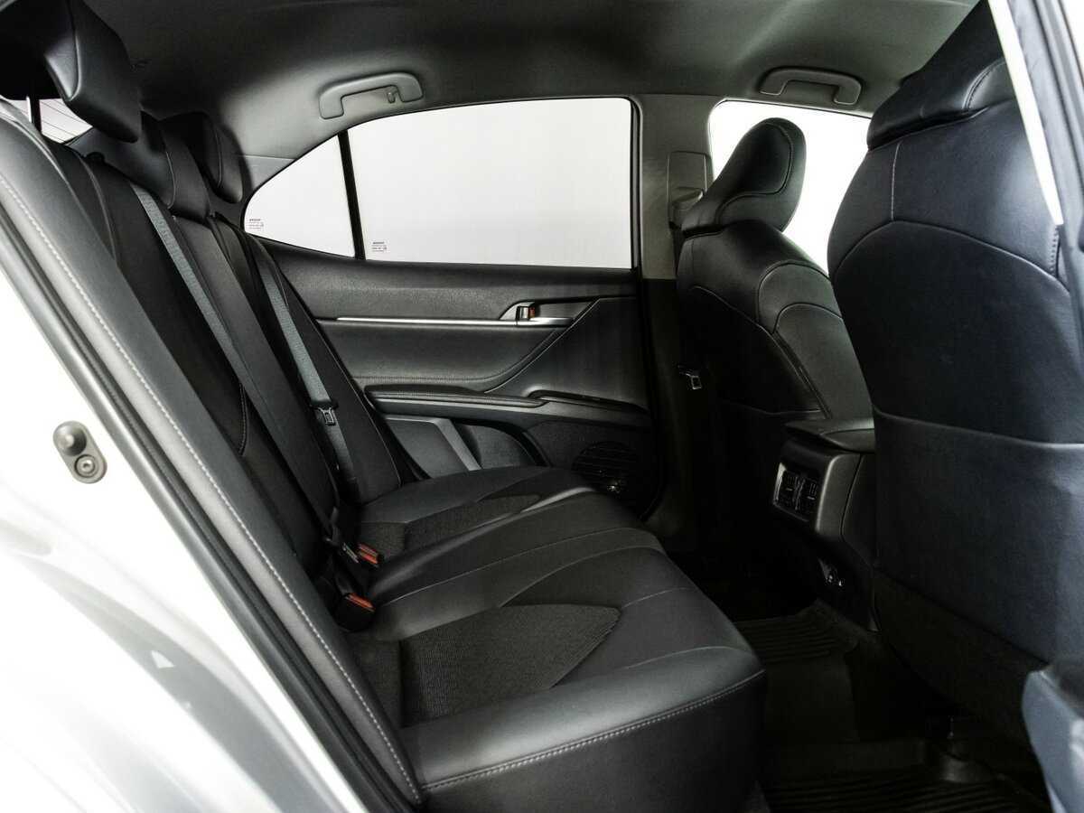 Toyota Camry, 2021 Фото №15