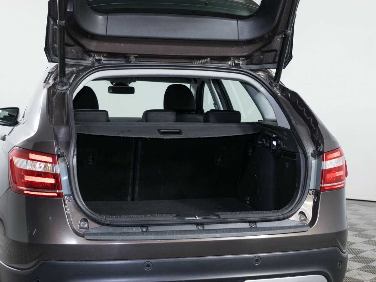 Lada (ВАЗ) Vesta SW Cross, 2019 - 115 624 км. | Фото №7