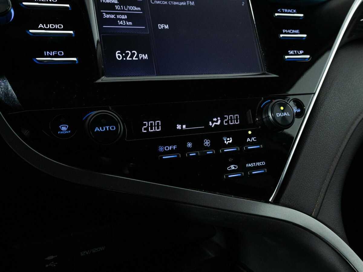 Toyota Camry, 2018 Фото №13