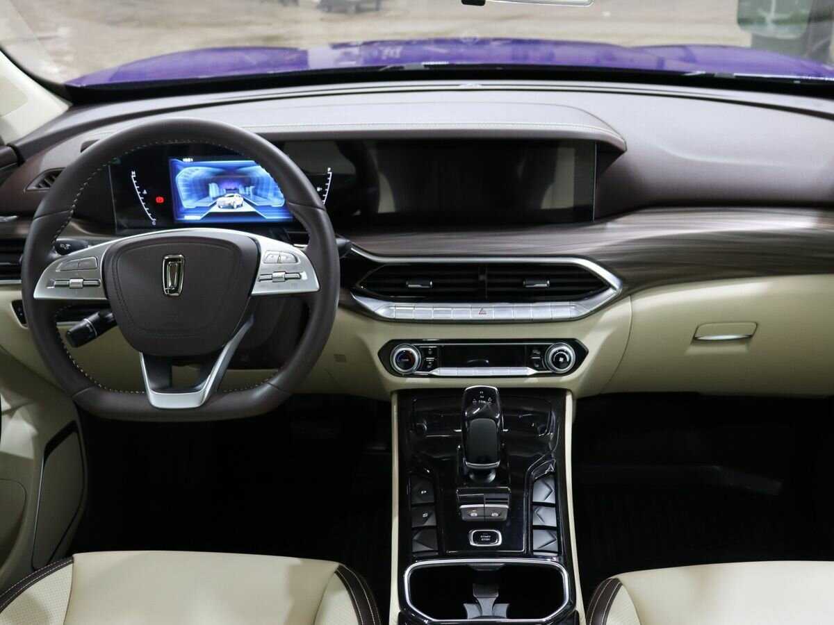 FAW Bestune T77, 2023 Фото №13