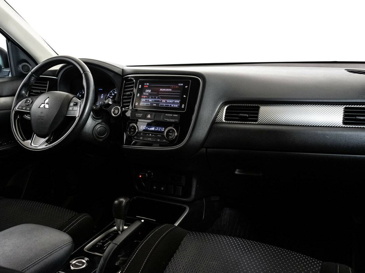 Mitsubishi Outlander, 2018 - 112 633 км. | Фото №7