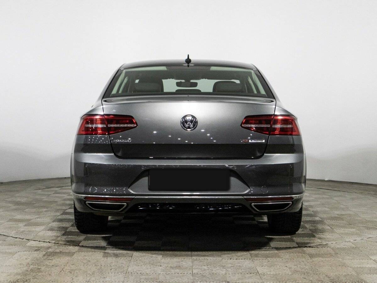 Volkswagen Passat, 2017 - 138 028 км. | Фото №6