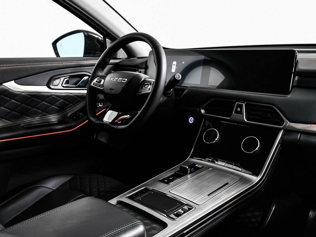 Exeed TXL, 2023 - 25 250 км. | Фото №6