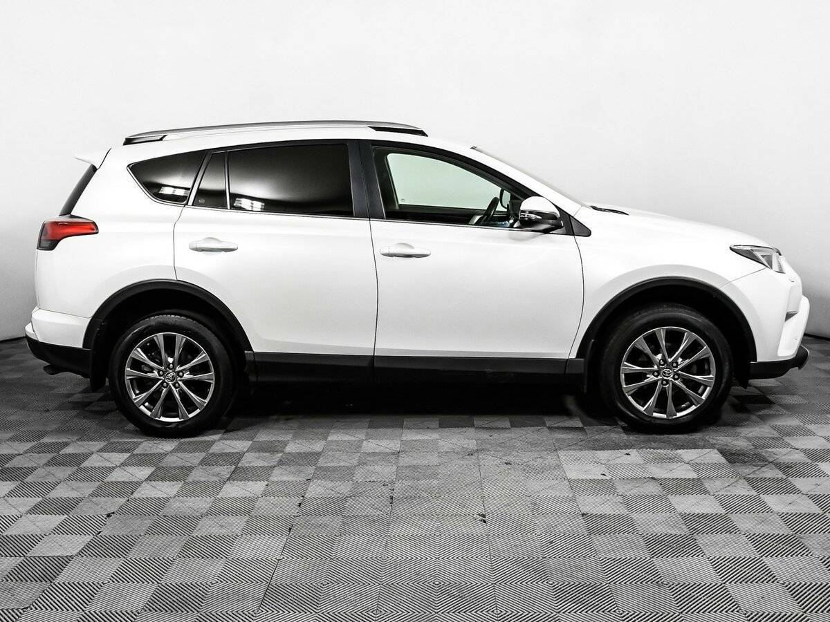 Toyota RAV4, 2019 - 65 120 км. | Фото №4