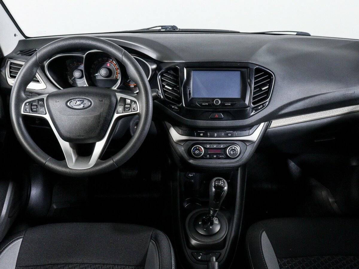 Lada (ВАЗ) Vesta SW, 2018 Фото №11