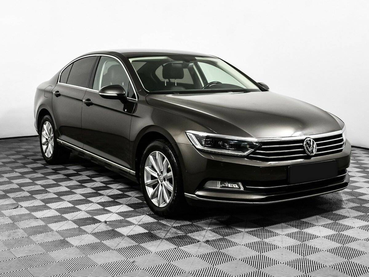 Volkswagen Passat, 2017 - 137 619 км. | Фото №3