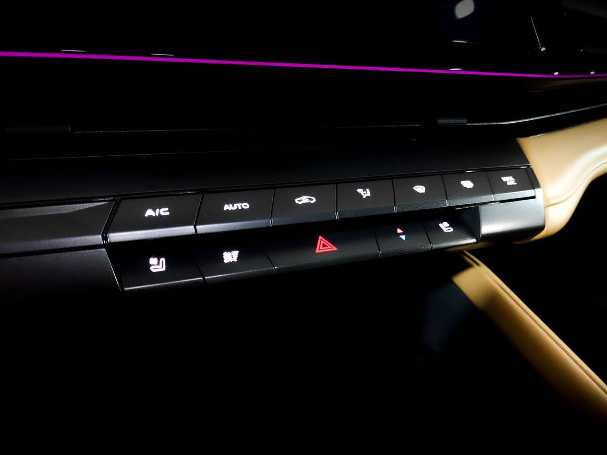 Changan UNI-V, 2023 Фото №27