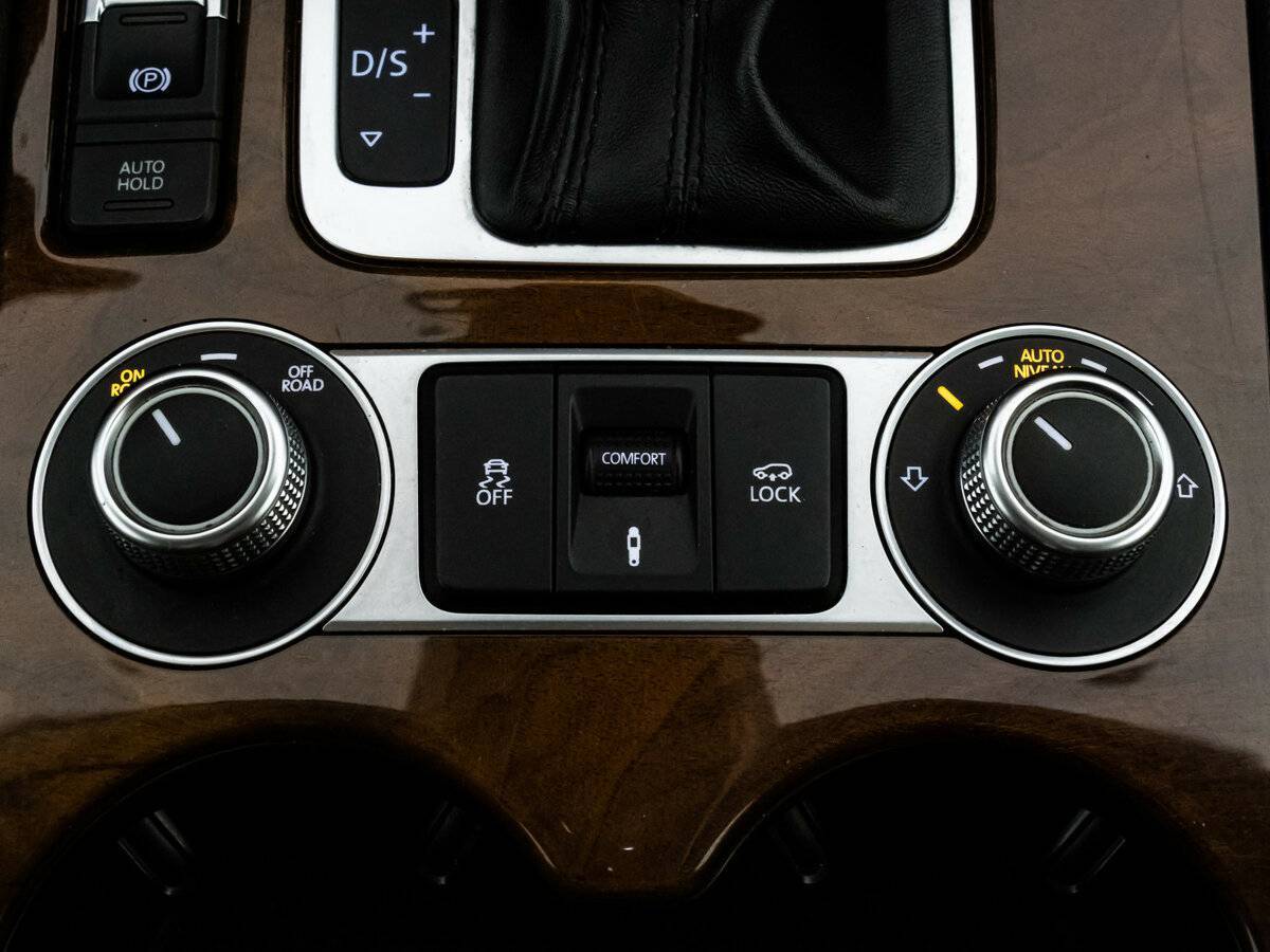 Volkswagen Touareg, 2015 Фото №25