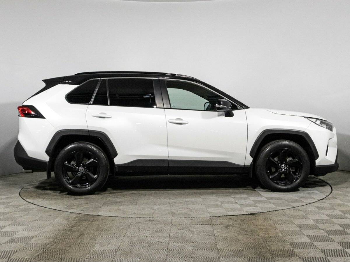 Toyota RAV4, 2020 - 63 000 км. | Фото №4