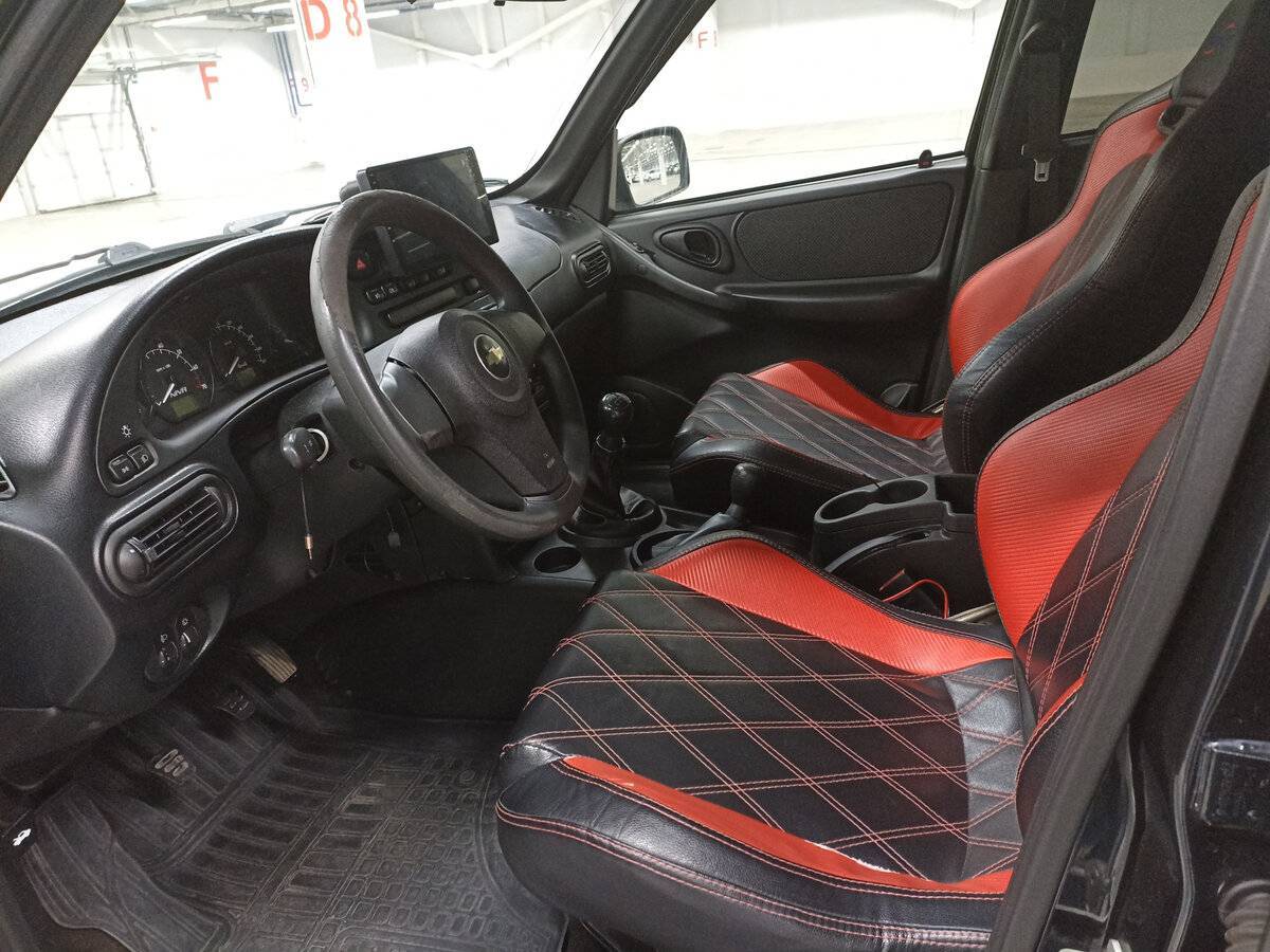 Chevrolet Niva, 2018 Фото №16