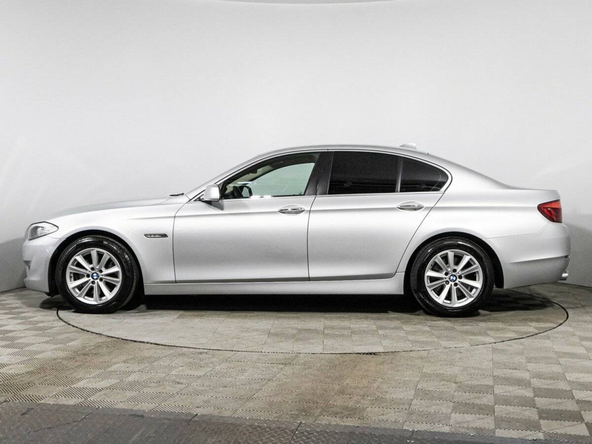 BMW 5 серии 528i xDrive, 2013 Фото №8