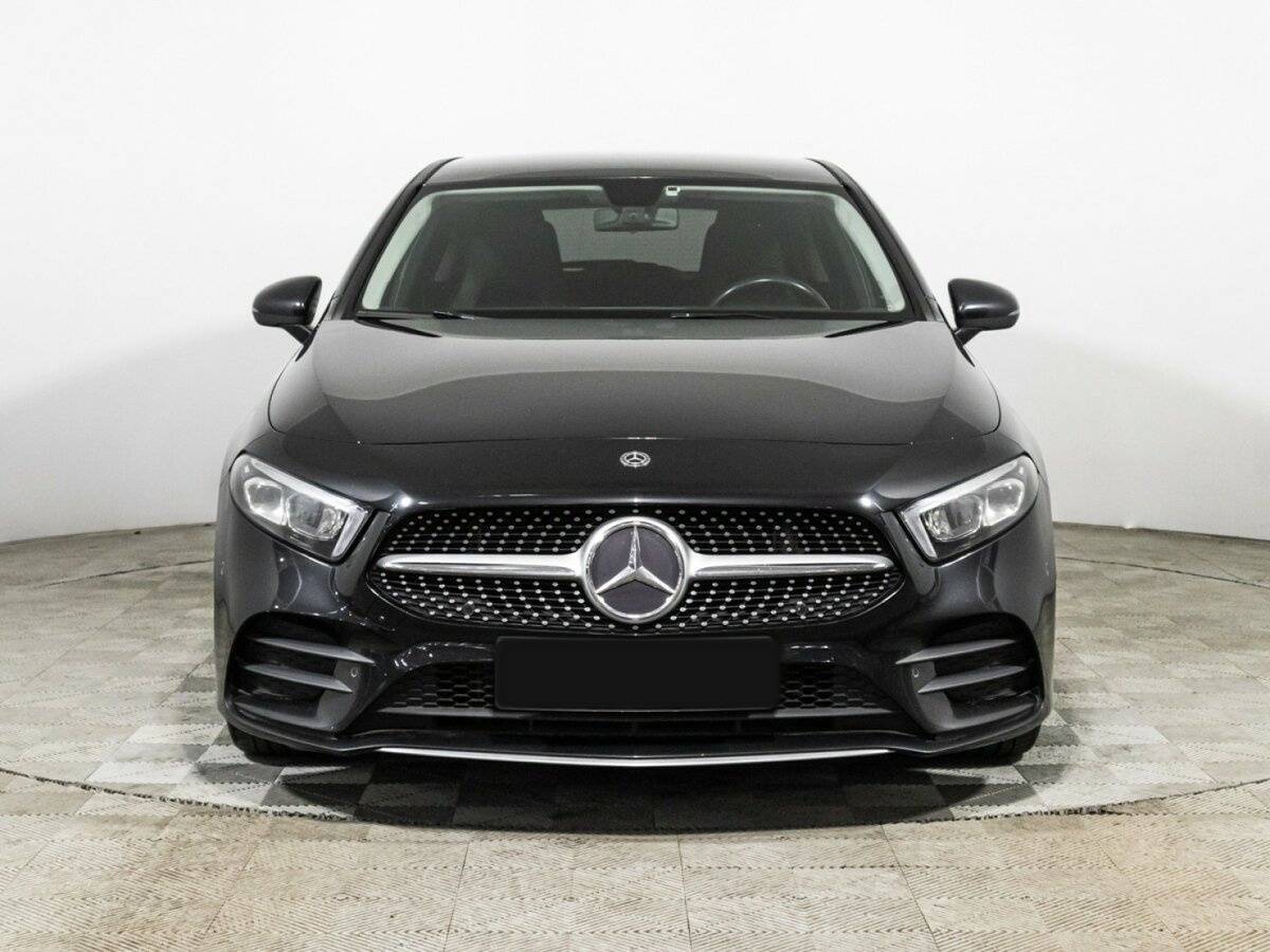 Mercedes-Benz A-Класс 200, 2018 - 80 053 км. | Фото №2