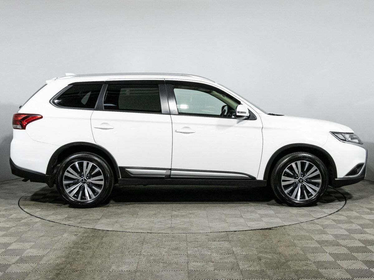 Mitsubishi Outlander, 2021 - 104 950 км. | Фото №4