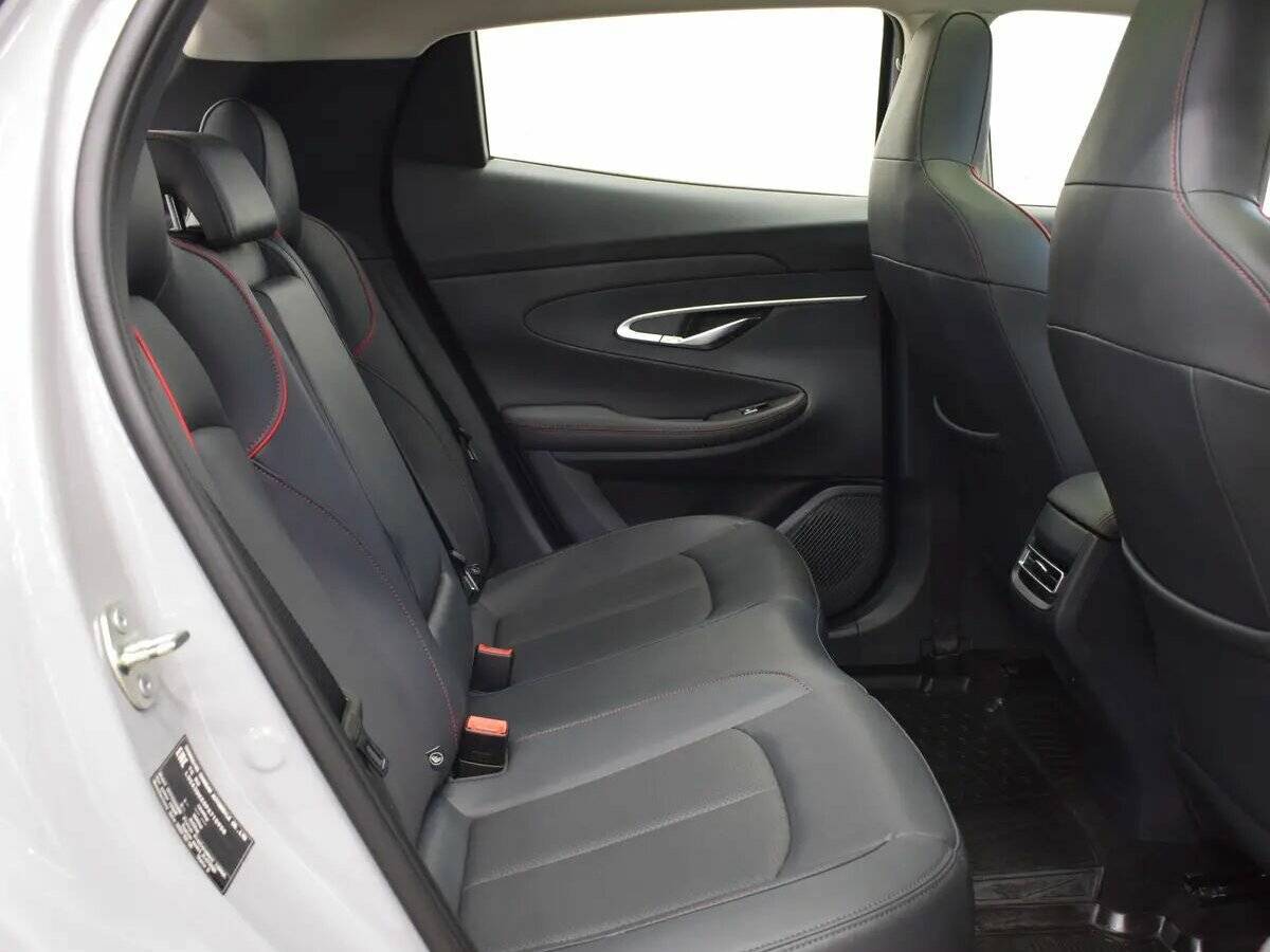 Changan UNI-T, 2023 Фото №15