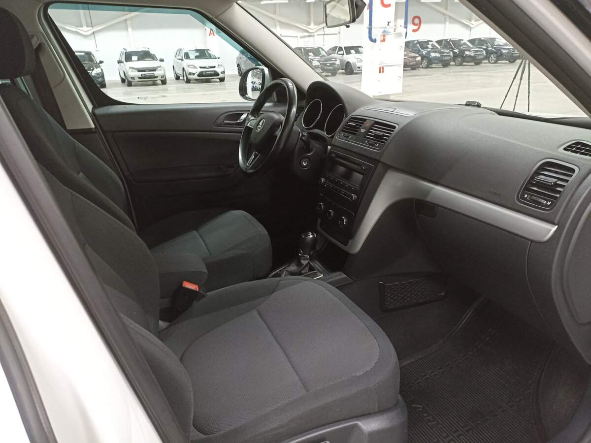 Skoda Yeti, 2014 Фото №11
