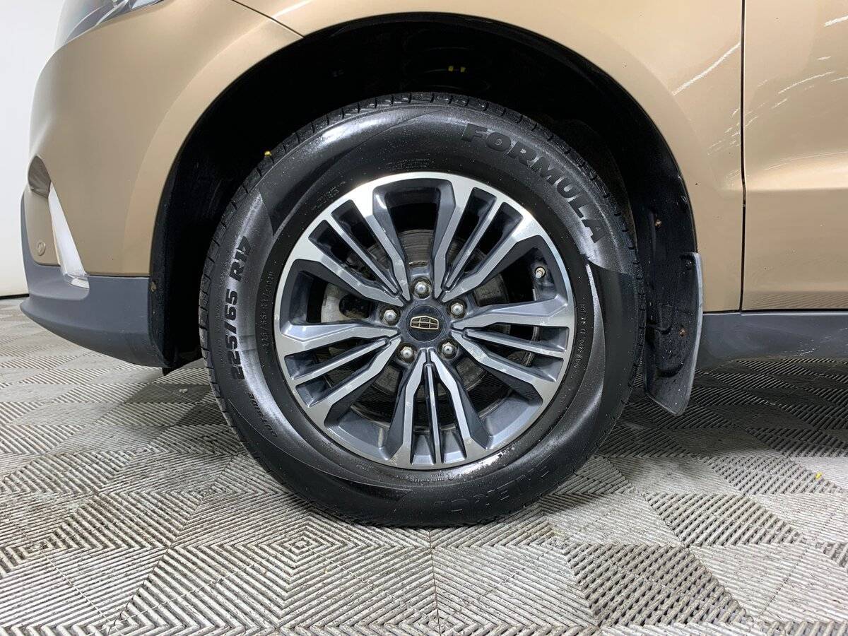 Geely Emgrand X7, 2020 Фото №9
