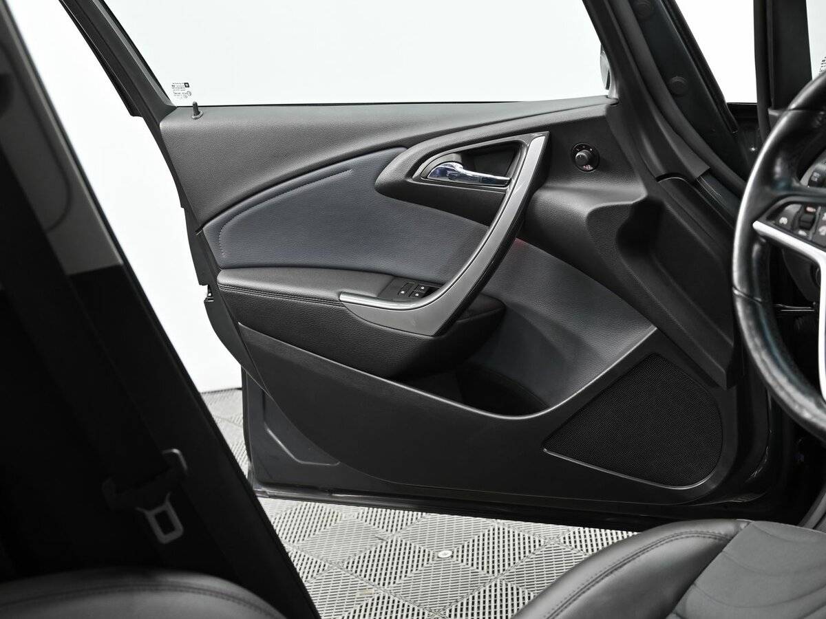 Opel Astra, 2013 - 164 000 км. | Фото №6