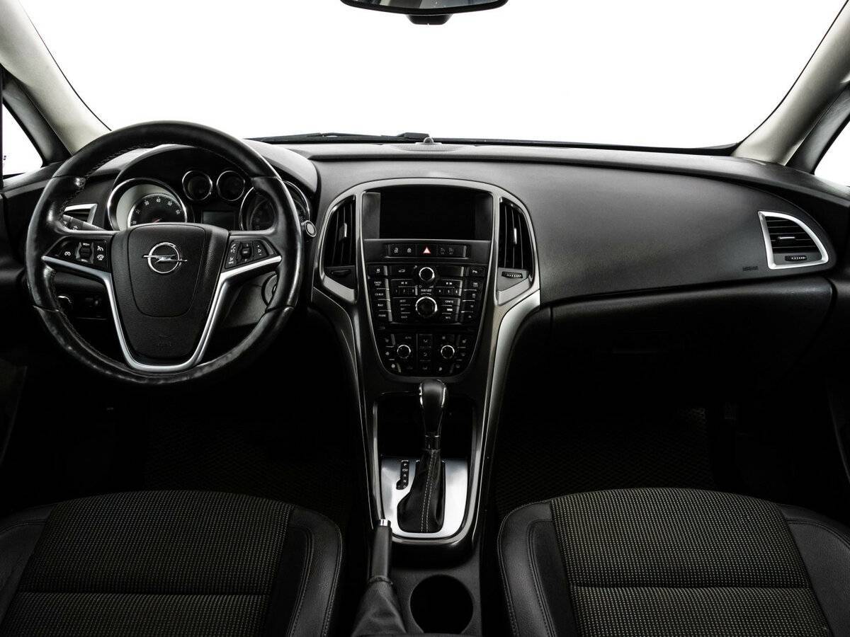 Opel Astra, 2012 - 180 792 км. | Фото №8