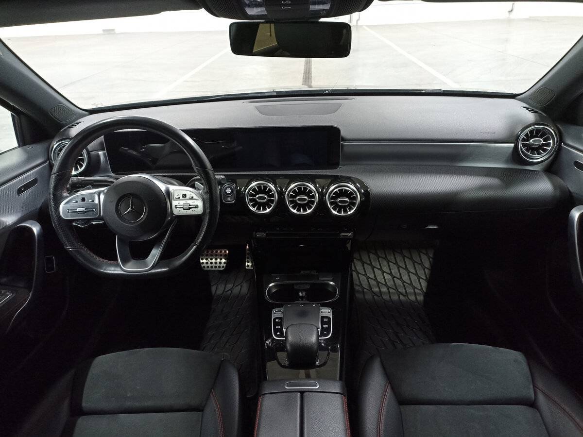 Mercedes-Benz A-Класс 200, 2018 Фото №14