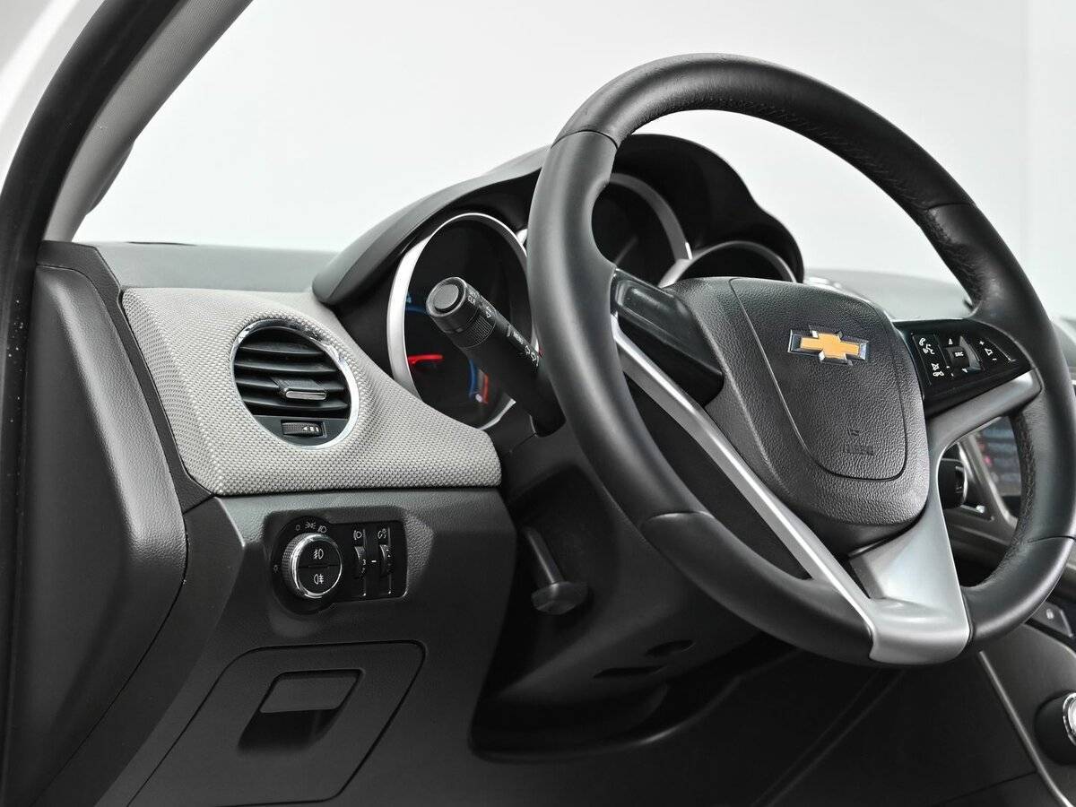 Chevrolet Cruze, 2013 Фото №9