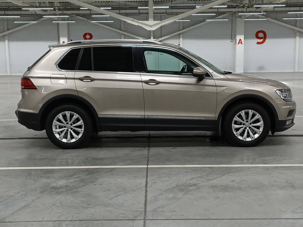 Volkswagen Tiguan, 2017 - 203 201 км. | Фото №4
