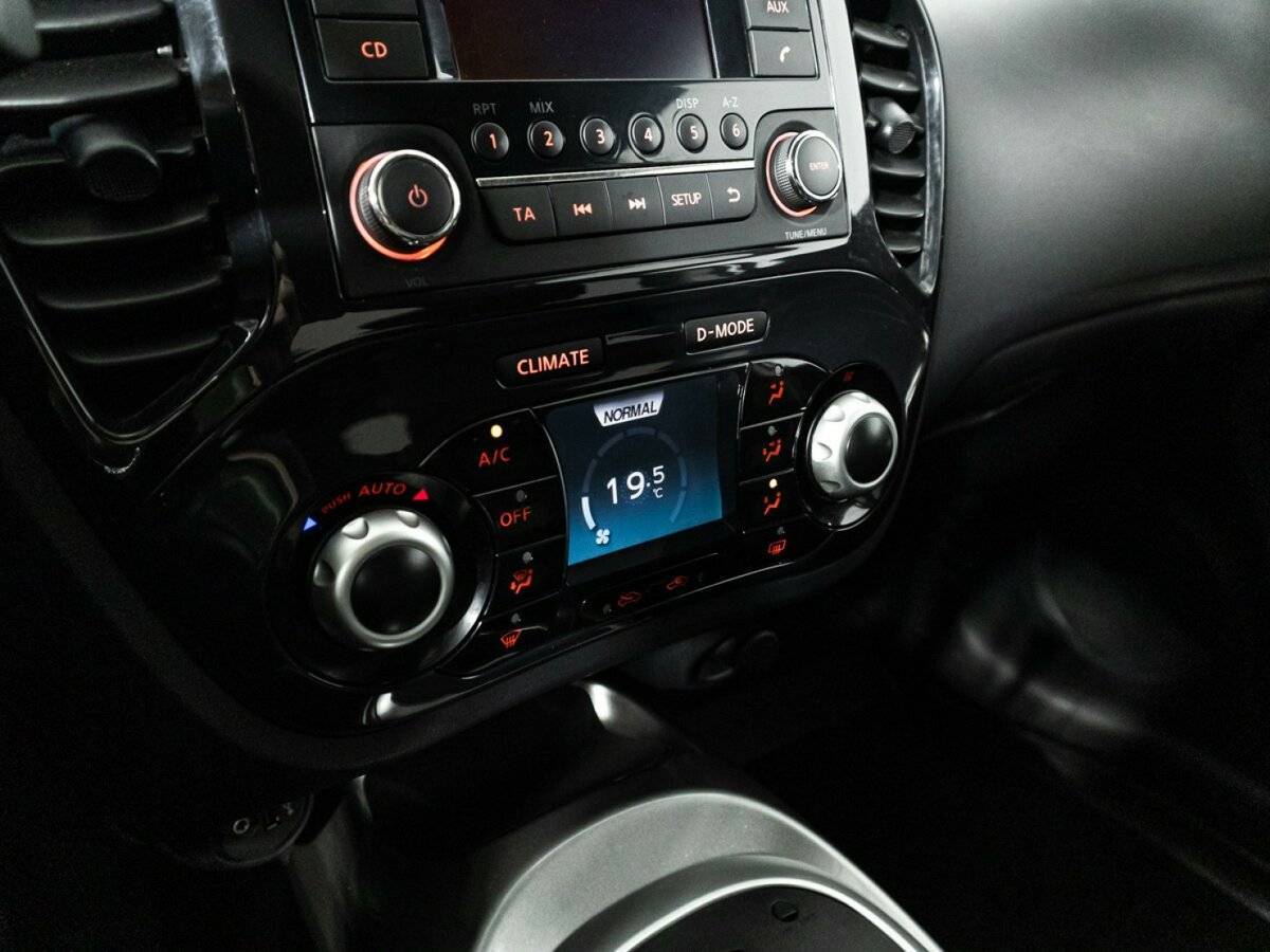 Nissan Juke, 2012 Фото №15