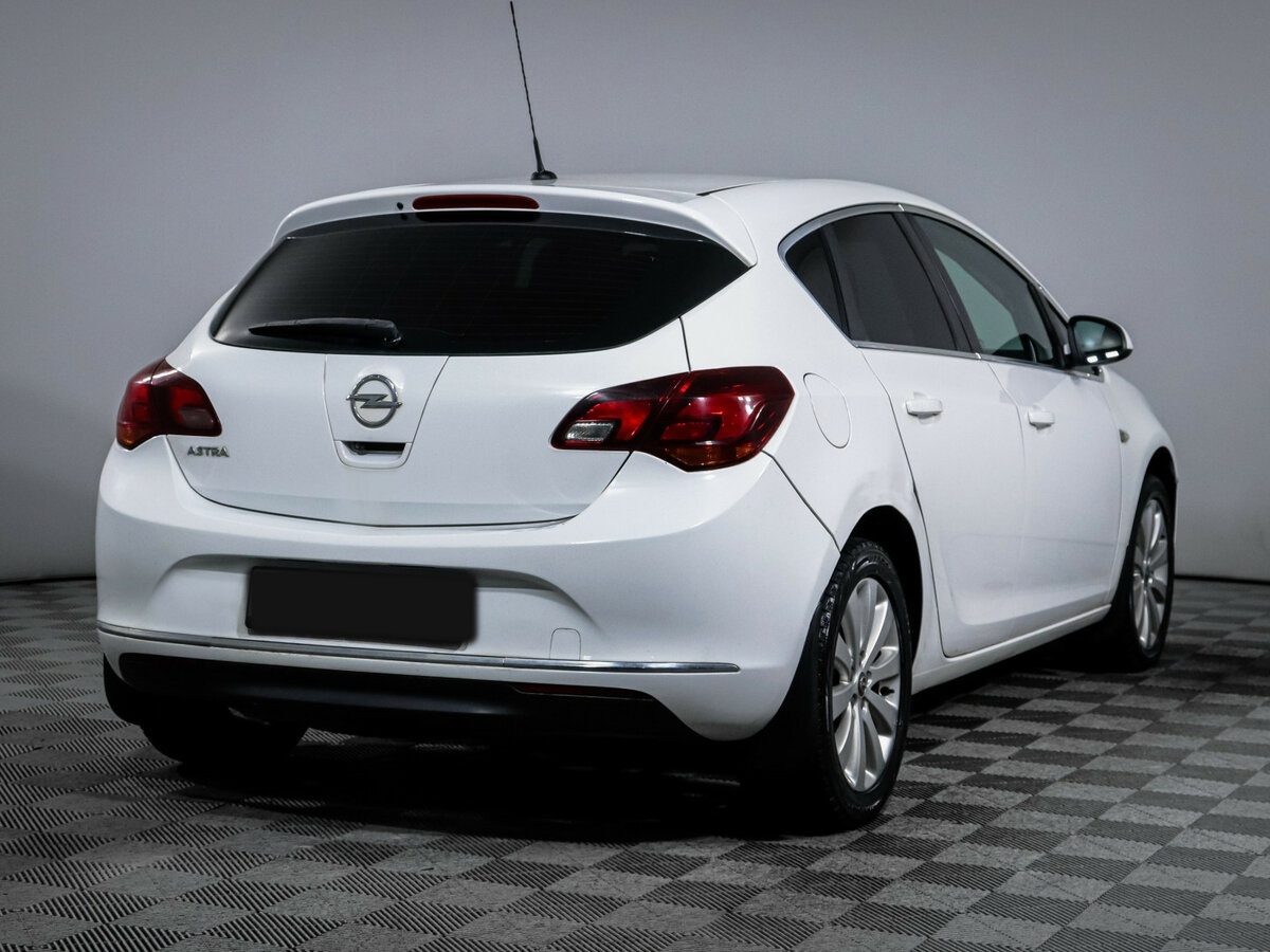 Opel Astra J Рестайлинг, 2014 - 184 348 км. | Фото №4