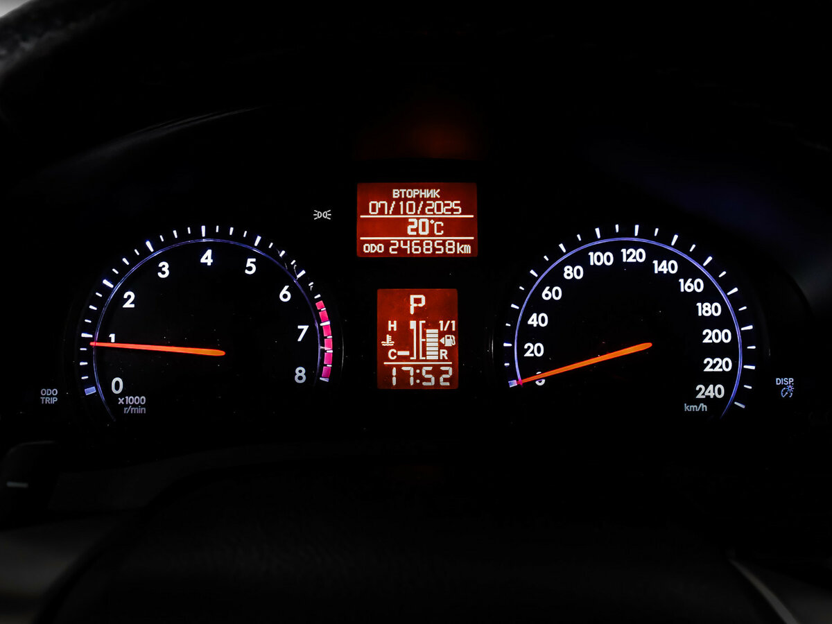 Toyota Avensis III Рестайлинг, 2012 - 246 856 км. | Фото №8