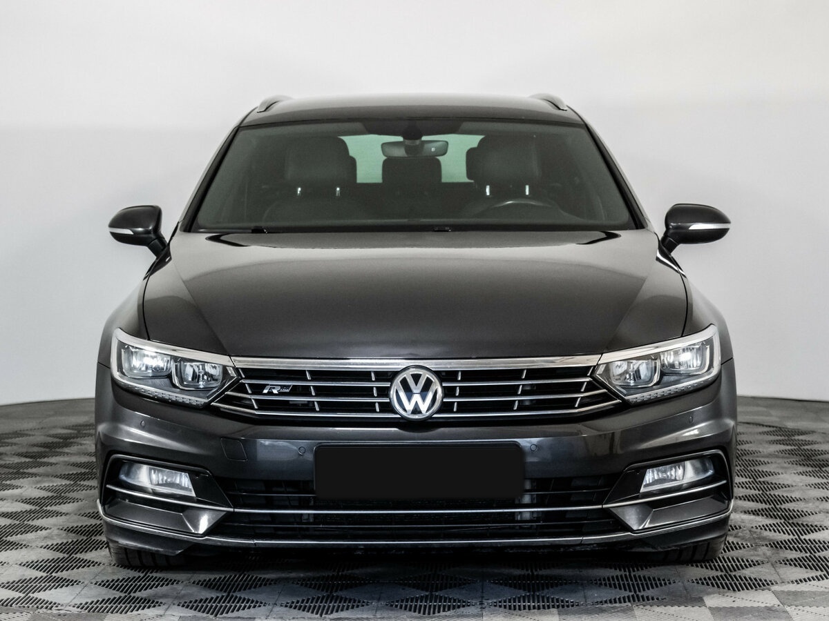 Volkswagen Passat DSG7 B8, 2018 - 153 110 км. | Фото №2