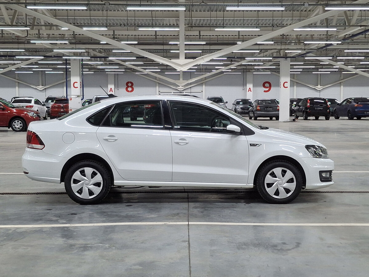 Volkswagen Polo V Рестайлинг, 2019 - 142 530 км. | Фото №4