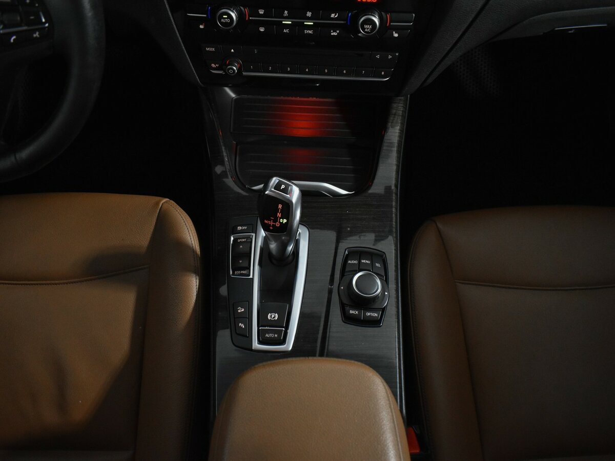BMW X3 28i xDrive II (F25) Рестайлинг, 2016 Фото №15