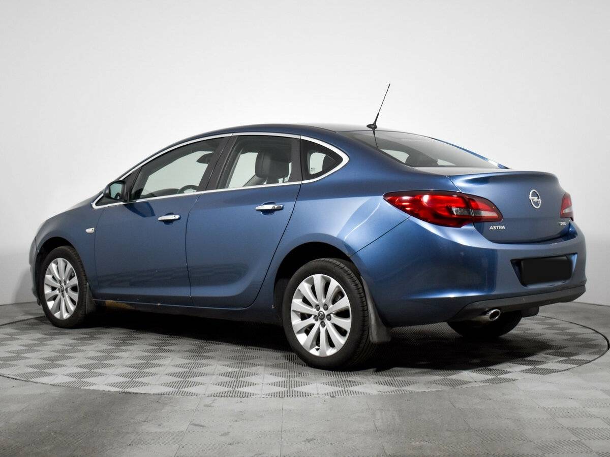 Opel Astra J Рестайлинг, 2013 - 210 797 км. | Фото №6