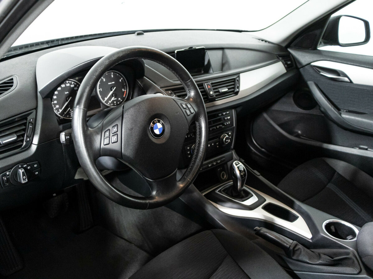 BMW X1 20d I (E84) Рестайлинг, 2014 Фото №11