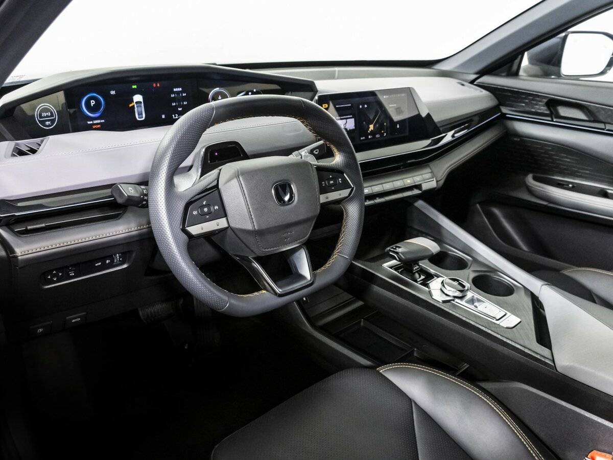 Changan UNI-V I, 2023 Фото №10