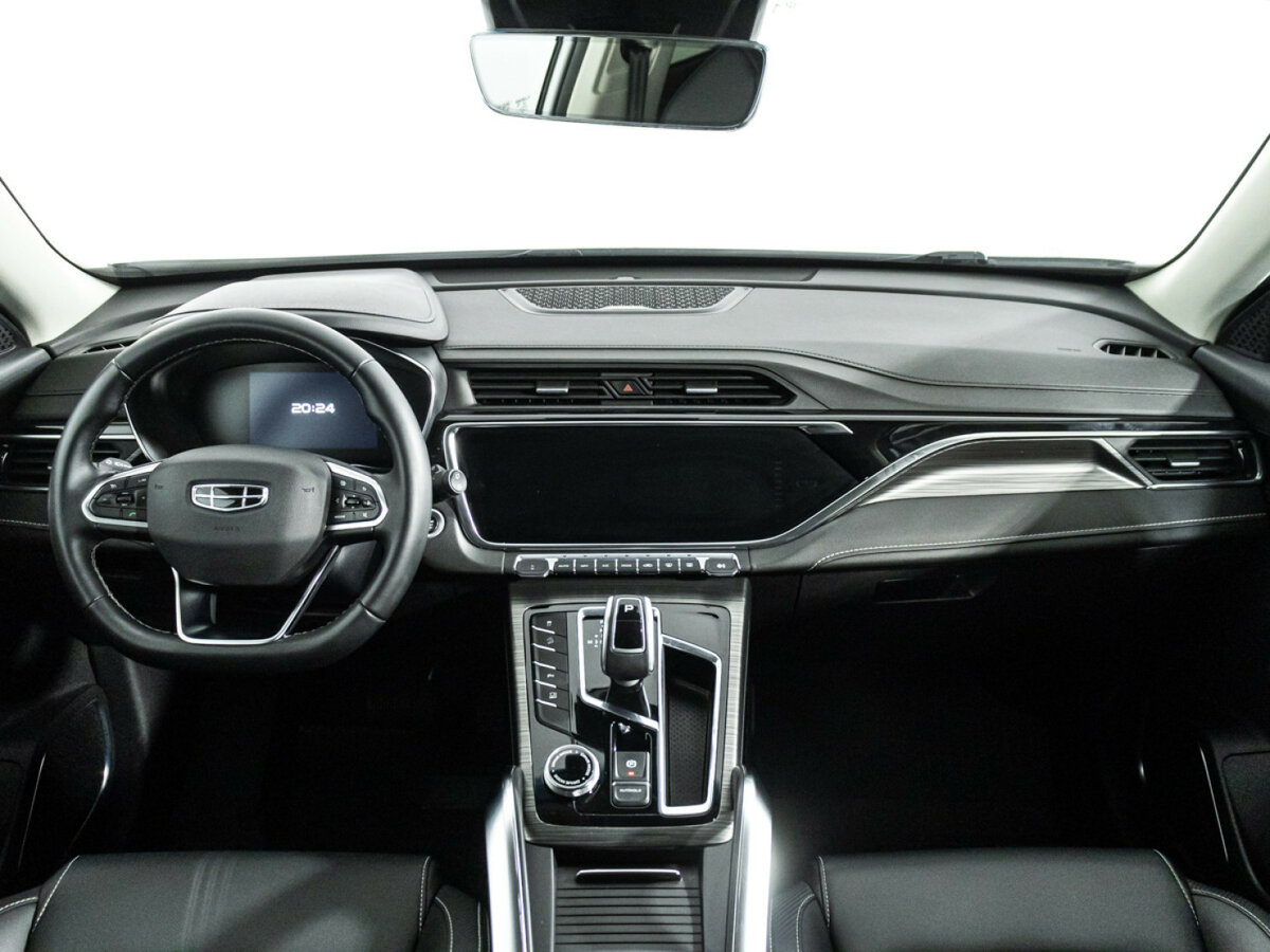 Geely Atlas Pro, 2023 Фото №13
