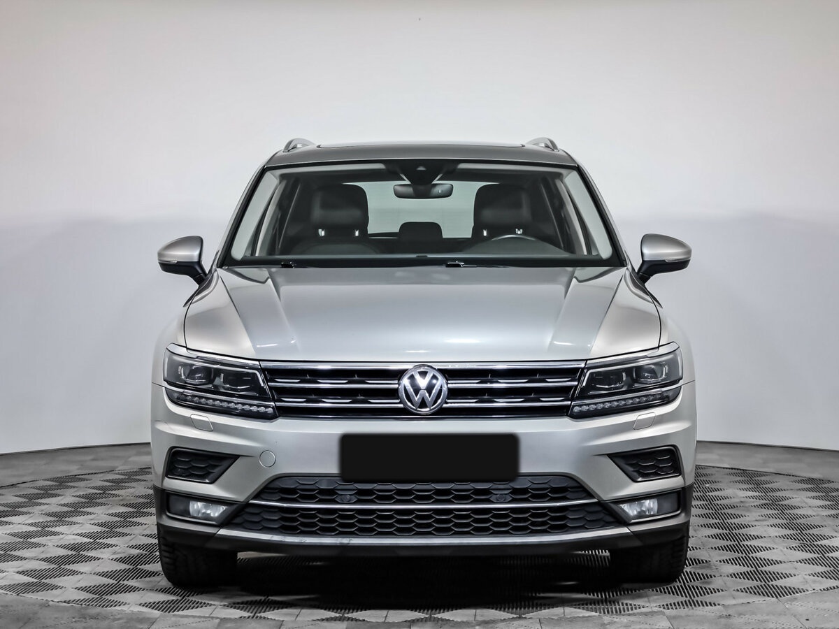 Volkswagen Tiguan II, 2019 - 132 652 км. | Фото №2
