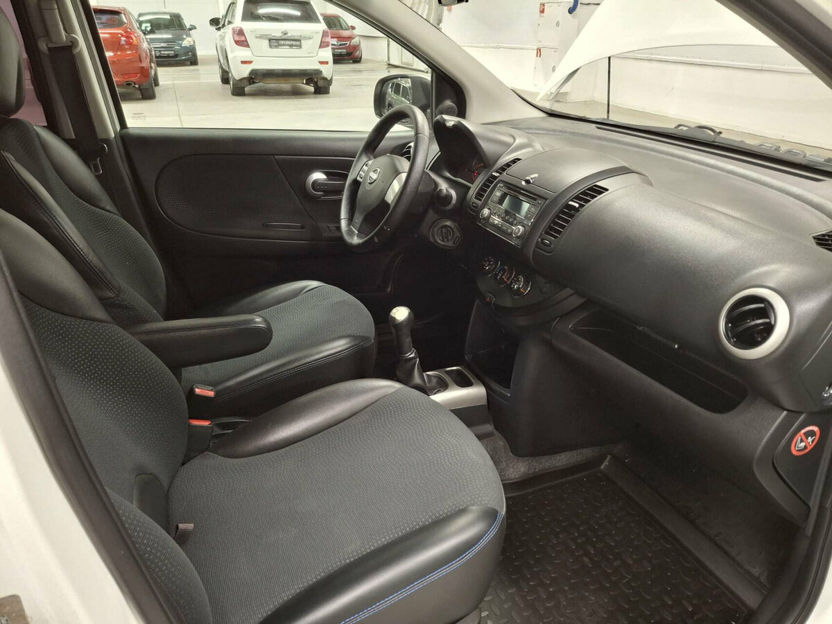 Nissan Note I Рестайлинг, 2012 Фото №11