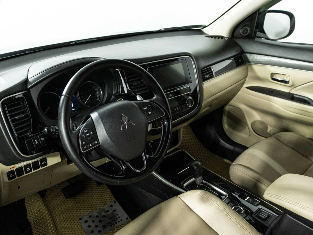 Mitsubishi Outlander III Рестайлинг 3, 2020 Фото №9