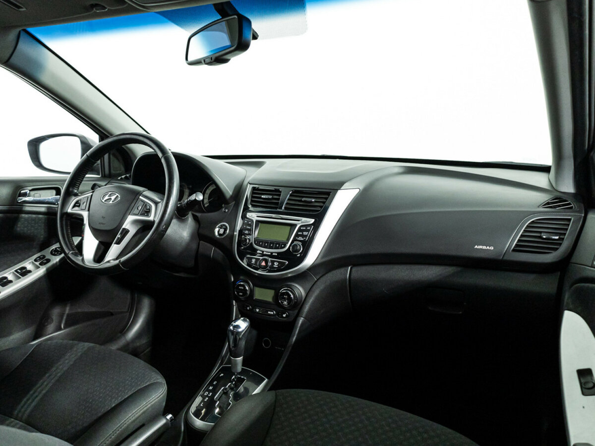 Hyundai Solaris I, 2012 Фото №9