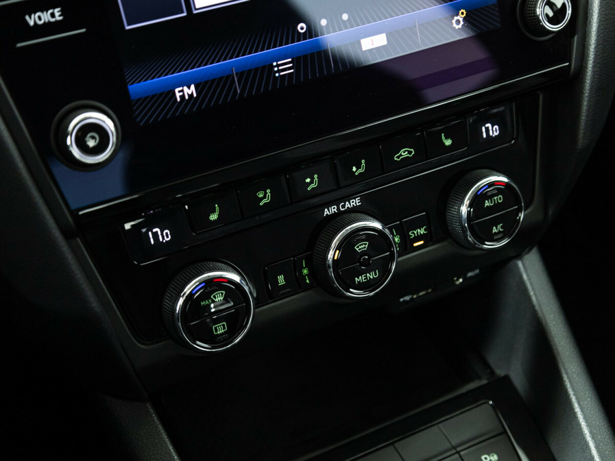 Skoda Octavia III (A7) Рестайлинг, 2017 Фото №16