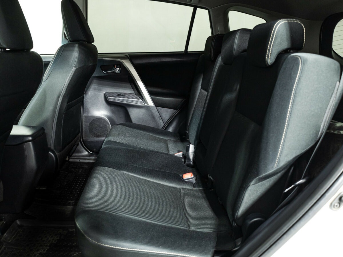 Toyota RAV4 IV (XA40), 2014 - 180 766 км. | Фото №8