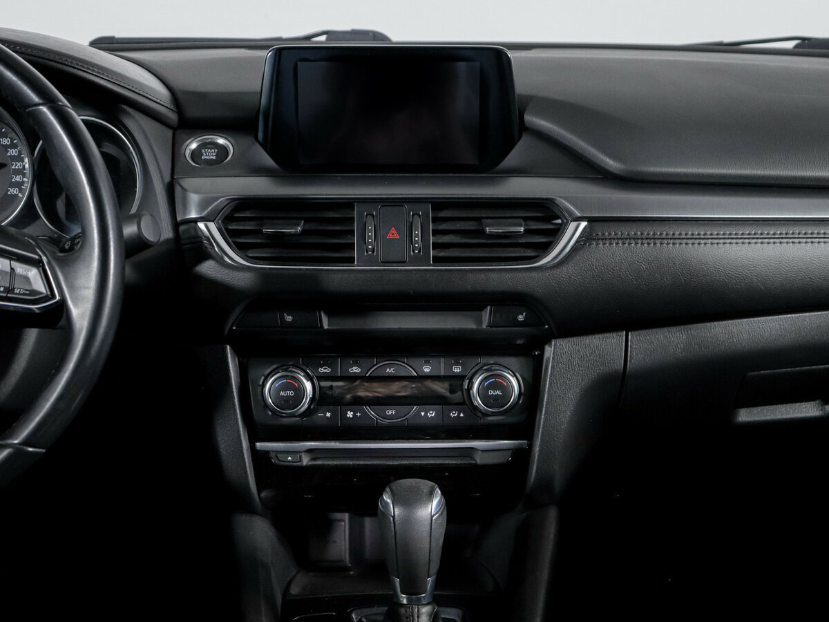 Mazda 6 III (GJ) Рестайлинг, 2016 Фото №11